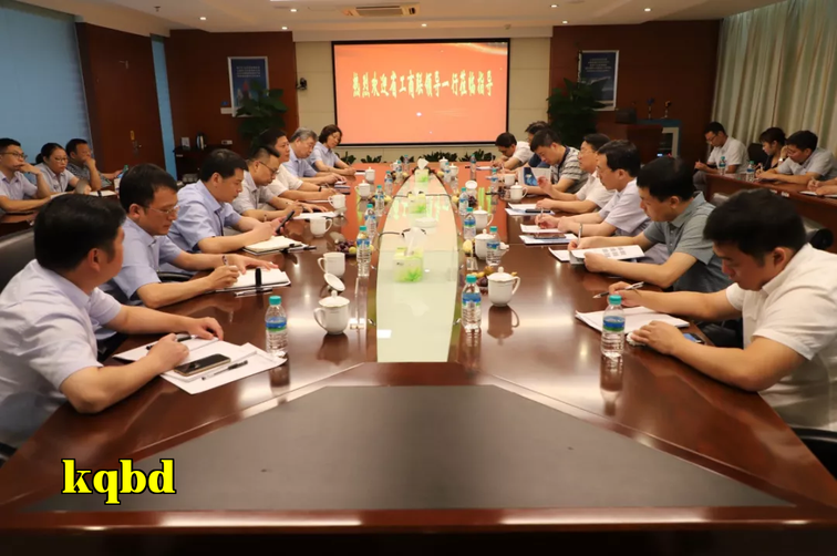 Phó Chủ tịch Hiệp hội Chính trị Tỉnh Lôi Nguyên Giang đến thăm và khảo sát tại Liên Thành Quang Điện
