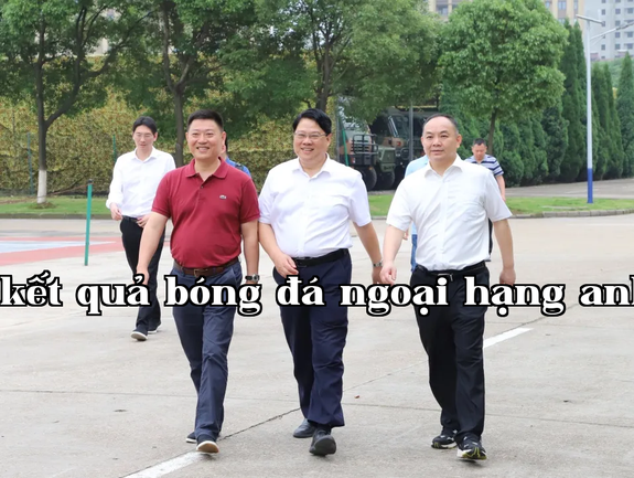 Phó Chủ nhiệm Thường trực Văn phòng Tôn Trung Sơn tỉnh Phúc Kiến Lâm Gia và đoàn công tác đã đến thăm Công ty Liên tạo Quang Điện để điều tra tình hình phát triển ngành nghề